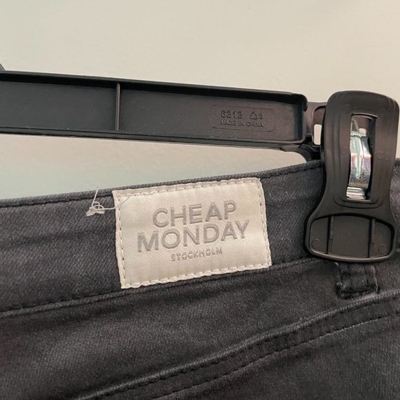 Cheap Monday paint effect skinny jeans - Picture 3 of 4